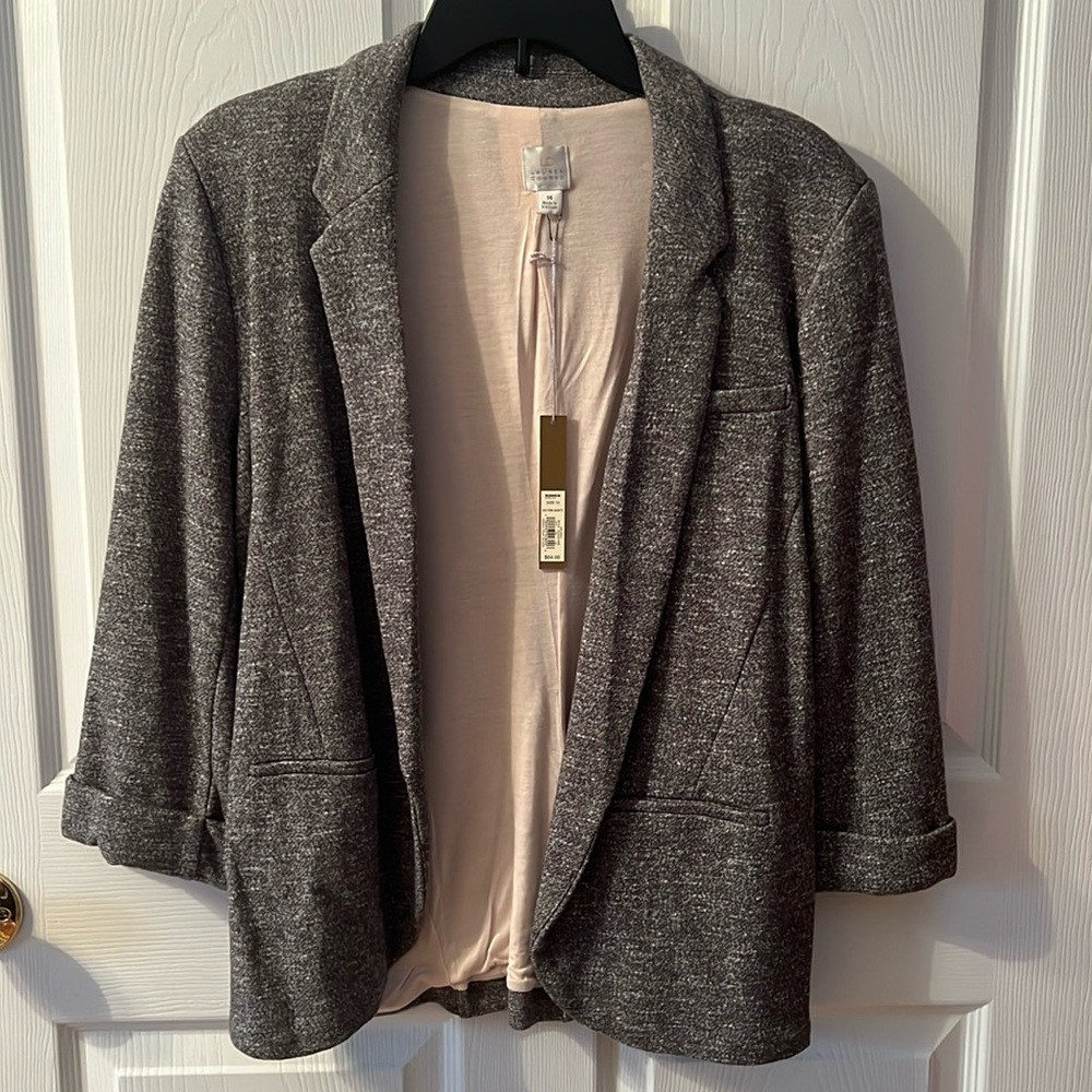 Lauren Conrad jacket/ blazer no buttons
